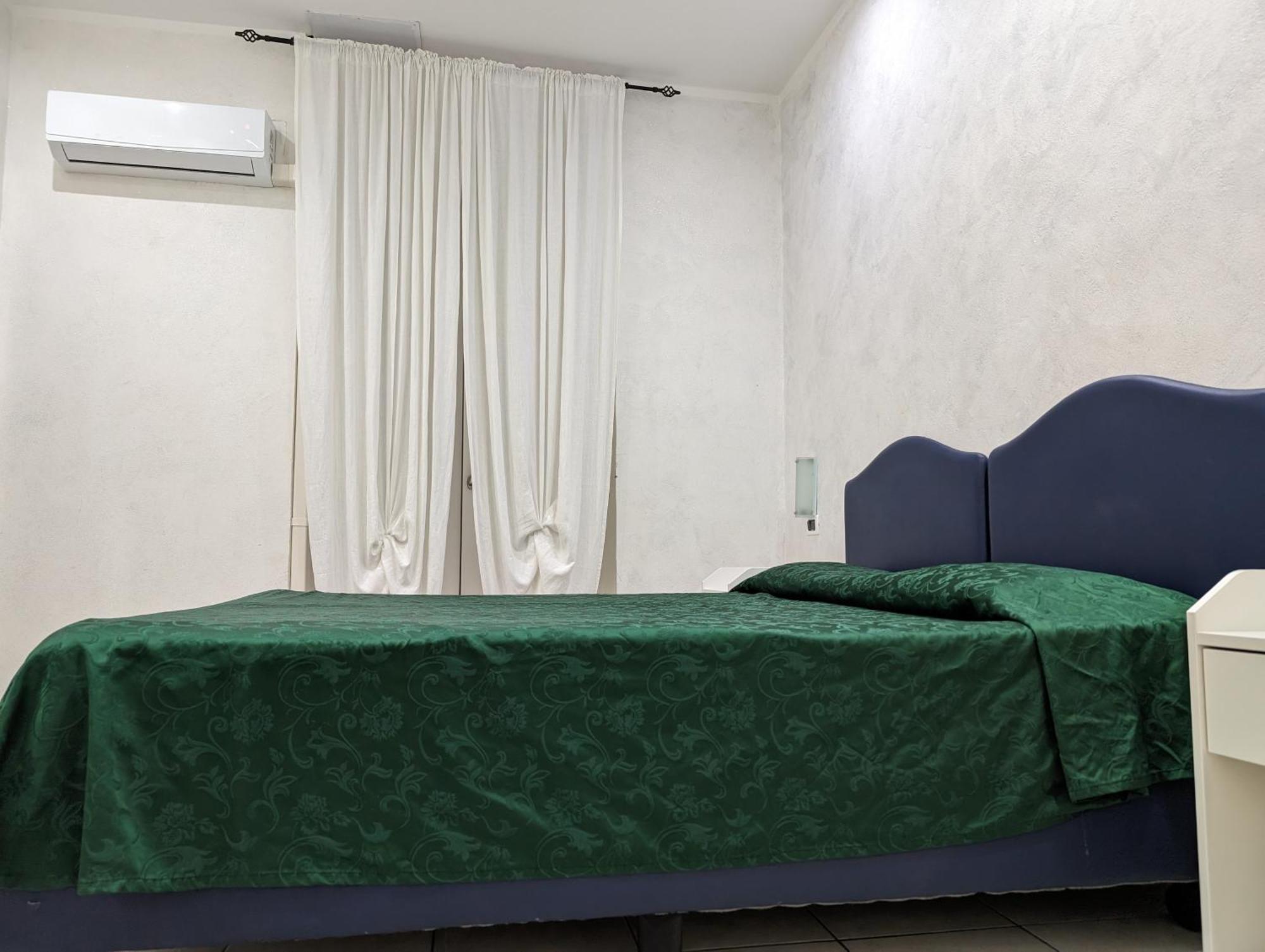 Pollon Inn San Remo Kültér fotó