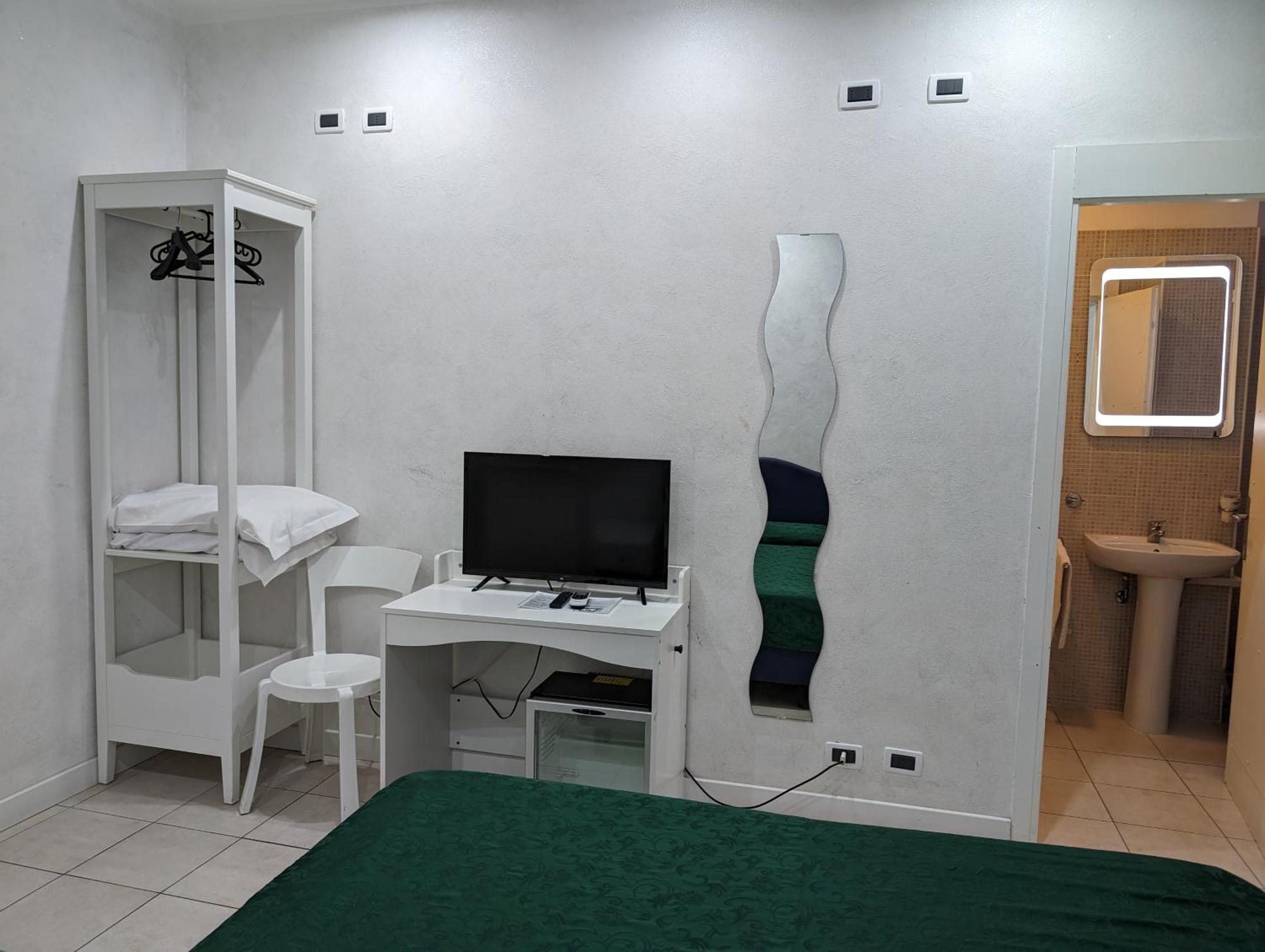 Pollon Inn San Remo Kültér fotó